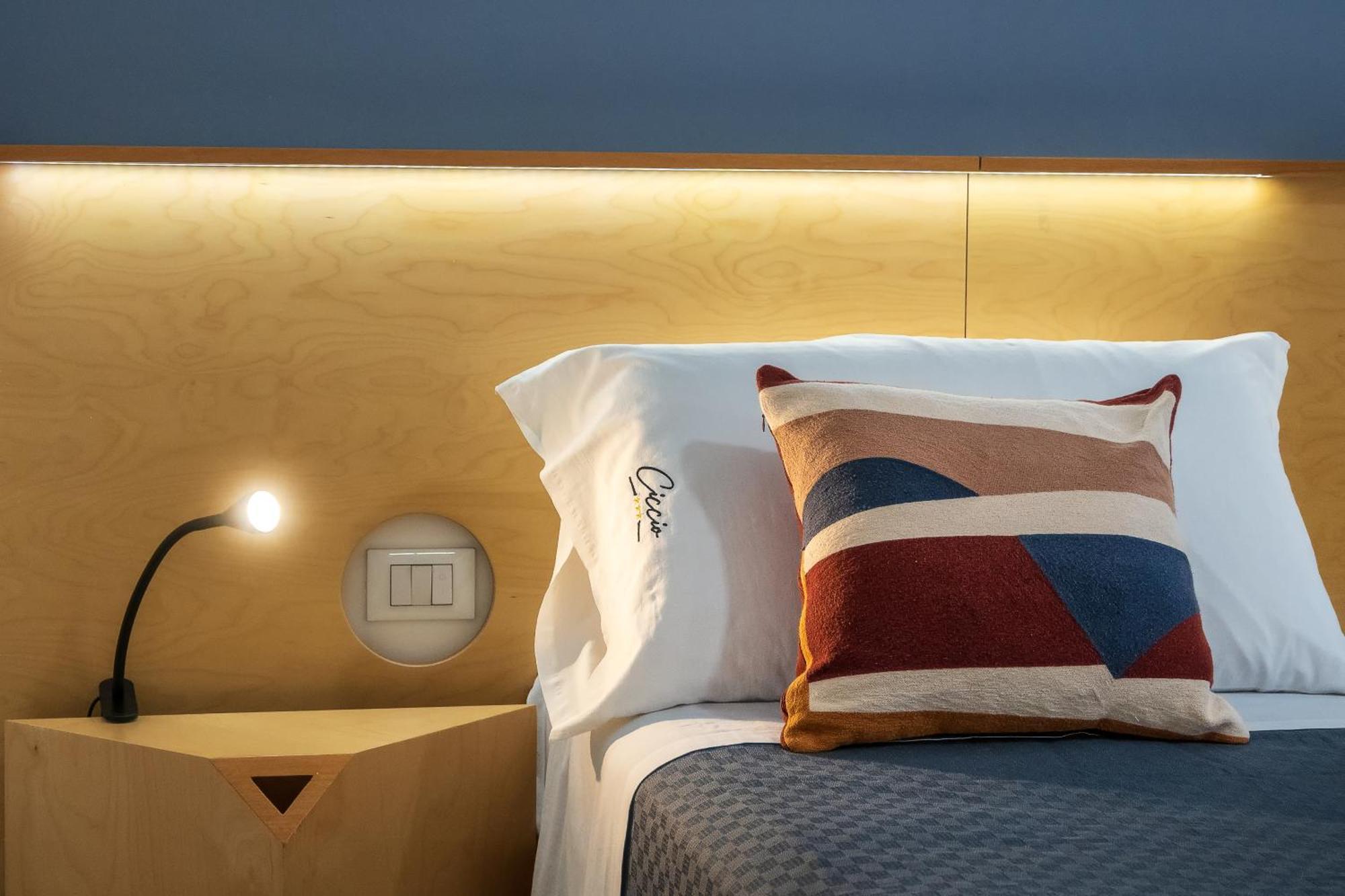 Ciccio Rooms And Breakfast - Self Check-In Palermo Bagian luar foto