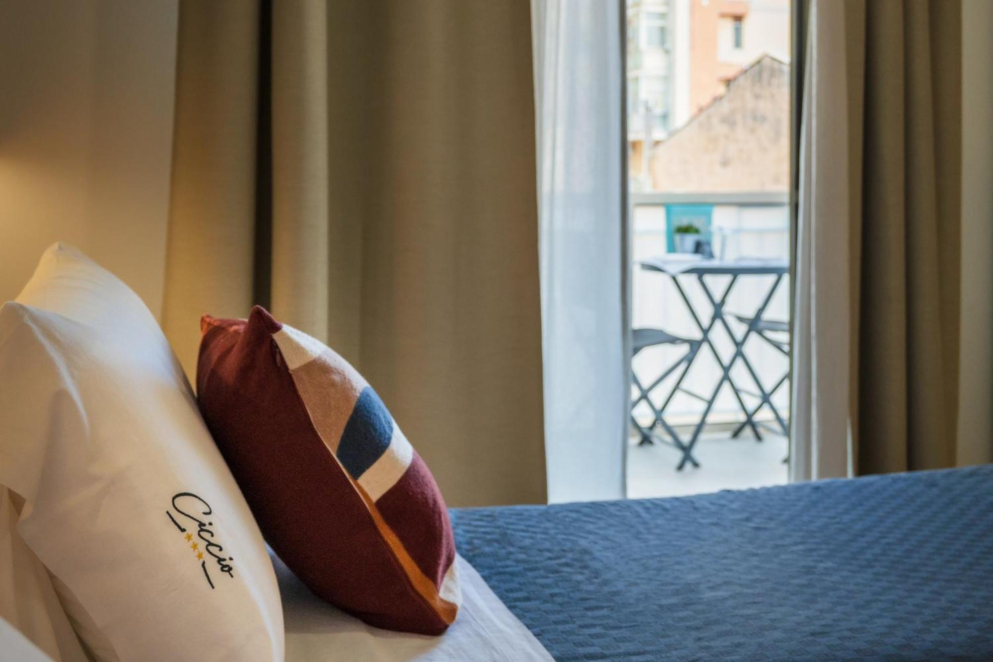 Ciccio Rooms And Breakfast - Self Check-In Palermo Bagian luar foto