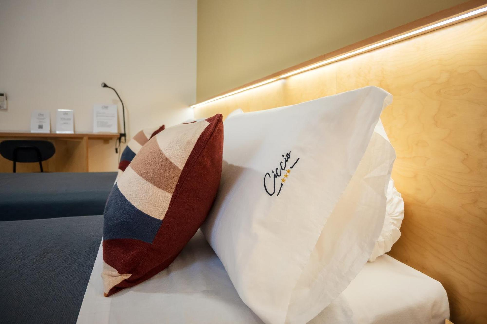 Ciccio Rooms And Breakfast - Self Check-In Palermo Bagian luar foto